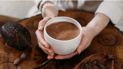 Женщина с какао и синее пятно Женщина с какао и синее пятно
